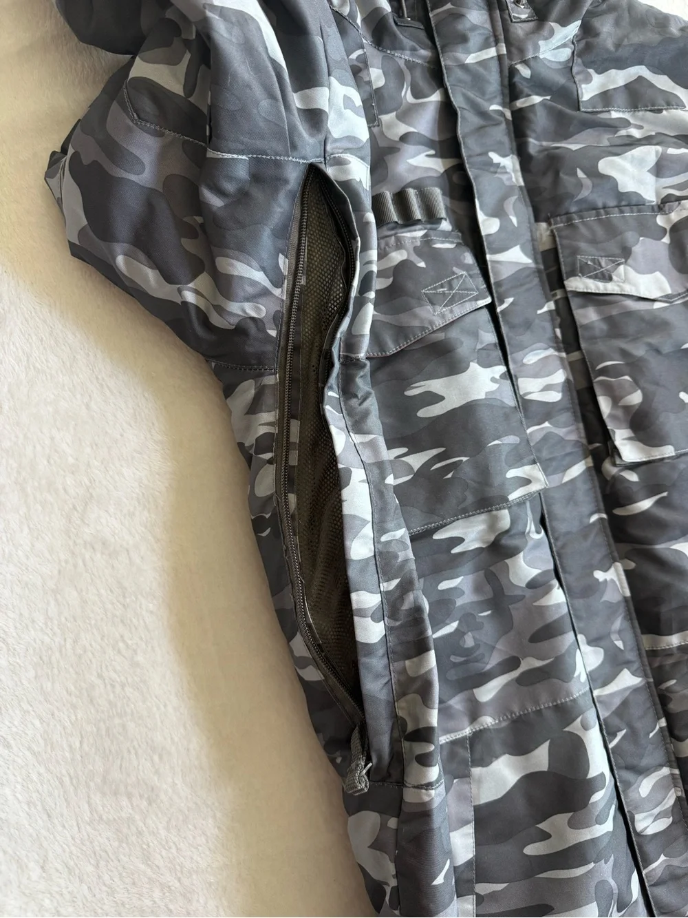 X Games Gray Camo Hooded Ski Snowboard Jacket Insulated Winter Coat Size S